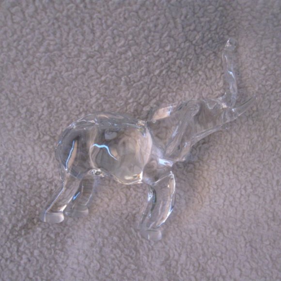 Cristal d'Arques Crystal Elephant - Picture 5 of 5